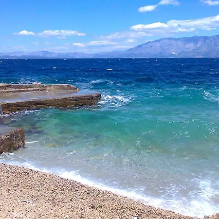Apartment Seaside Secluded Cove Virak, Hvar - 4035 Gdinj